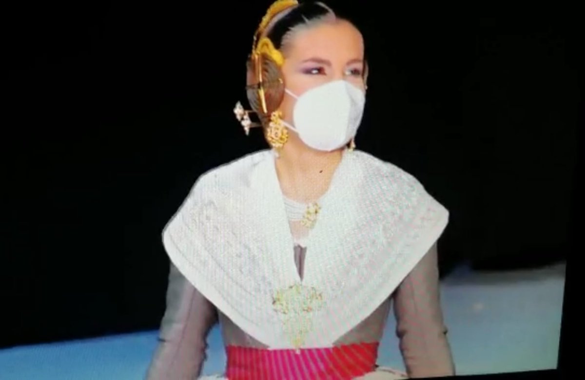 Enhorabuena Marina!!!! Disfruta de tu año como integrante de la Corte de la Fallera Mayor de Valencia!!! Te lo mereces!!! #fallaplazaluiscano
#fallas2022 #CHFMV2022