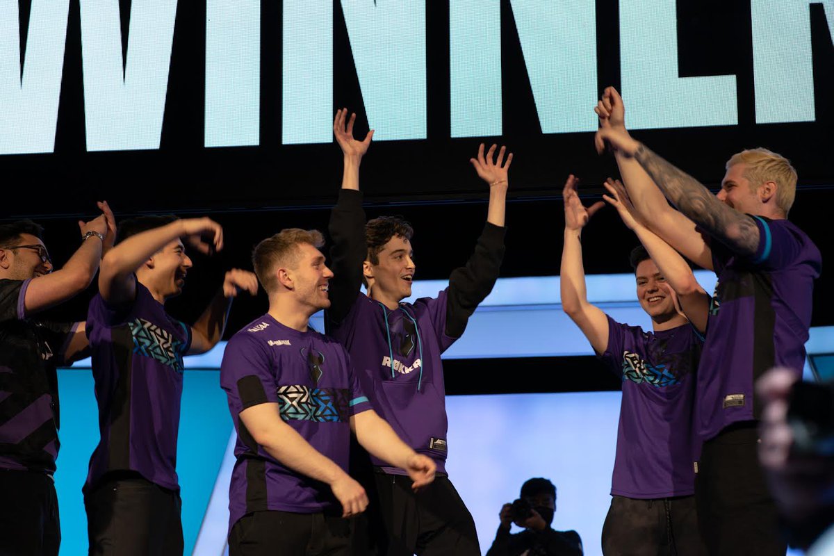CDL_UPDATE's tweet photo. Finally got around to editing these photos from Rokkr’s Major V win! More photos coming soon!!

Thread ⬇️⬇️

#CDL2021 #PlayAsOne https://t.co/xO2jrbxLS9