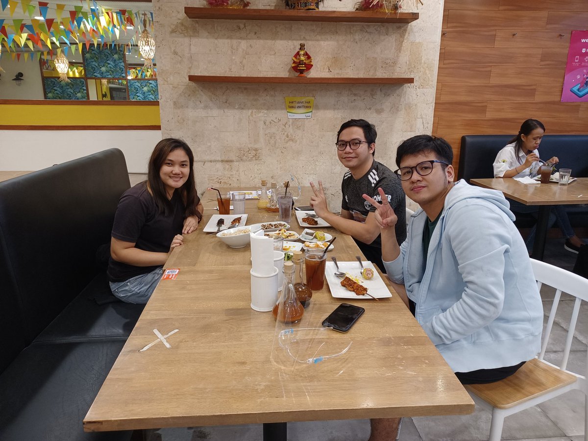 bbjanica's tweet photo. Dun tayo sa biglaang akad natutuloy ee. 🥰 tenchu guys.
@darrelnatsu #Kaloy https://t.co/RlmkgU1lqZ