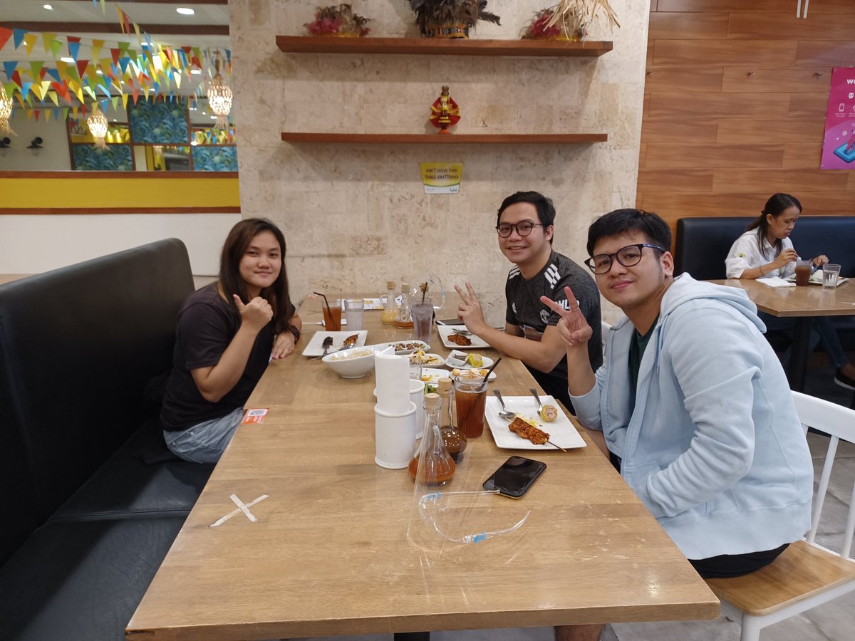 bbjanica's tweet photo. Dun tayo sa biglaang akad natutuloy ee. 🥰 tenchu guys.
@darrelnatsu #Kaloy https://t.co/RlmkgU1lqZ