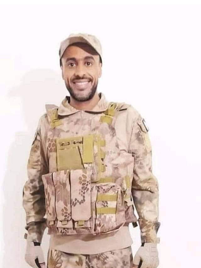 ffew_11's tweet photo. عظم الله أجرنا جميعا في استشهاد  البطل خالد بن عسكر اليافعي والبطل مهدي الكازمي الله يغفر لهم ويرحمهم ويسكنهم فسيح جناته ويلهم أهلهم الصبر والسلوان وانا لله وانا اليه راجعون https://t.co/u34XJxKC1k