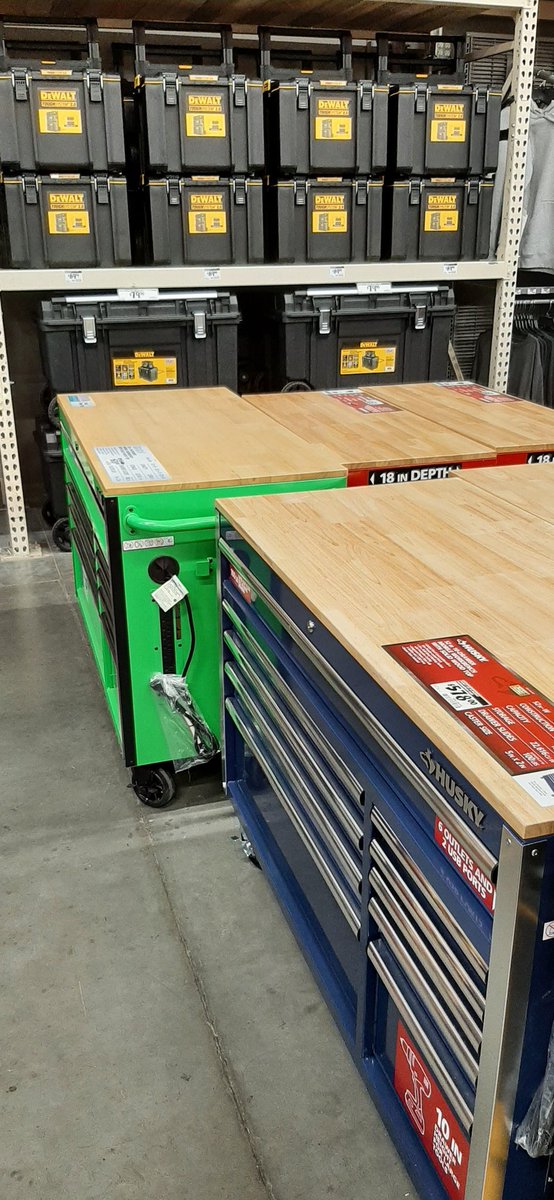 #Distrct53 #ferociou4416 #pacnorthproud Halloween is selling through, Time for Christmas "Gift" boxes..Hardware Style!