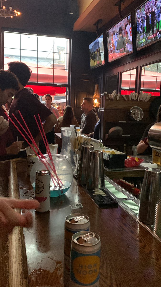 IU President tweet media