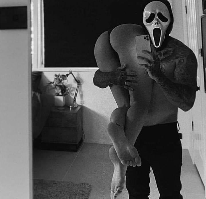 NadeGrinds's tweet photo. MoodTober https://t.co/Nwcw5wSdsw
