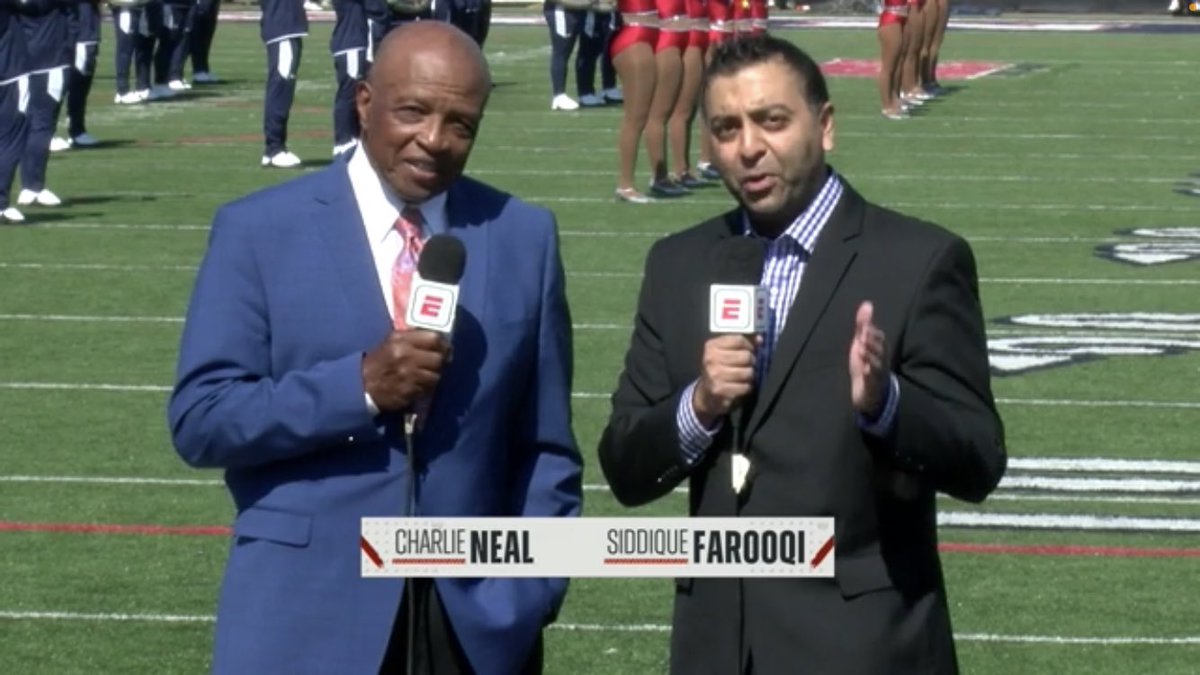 LinacreMedia's tweet photo. What a win for #Howard today, and proud of our effort with @JetMediaTV on @ESPN+, live from Our Nation’s Capital‼️

#RespectTheMEAC #TheTruHU22 @MEACSports @HUBisonSports 

#CollegeFootball #NCAA  #LinacreMediaOnTV 🎙🎥🎛🦬🏈 https://t.co/aIPse6QAcW