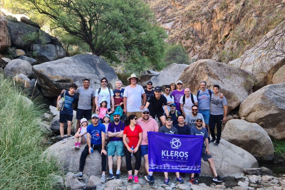 porunapalta's tweet image. La banda de #Kleros copando Salta en el #meetup Cafayate 2021 🏞️🍷 #longKLEROS #longPNK $PNK 👉 @Kleros_io