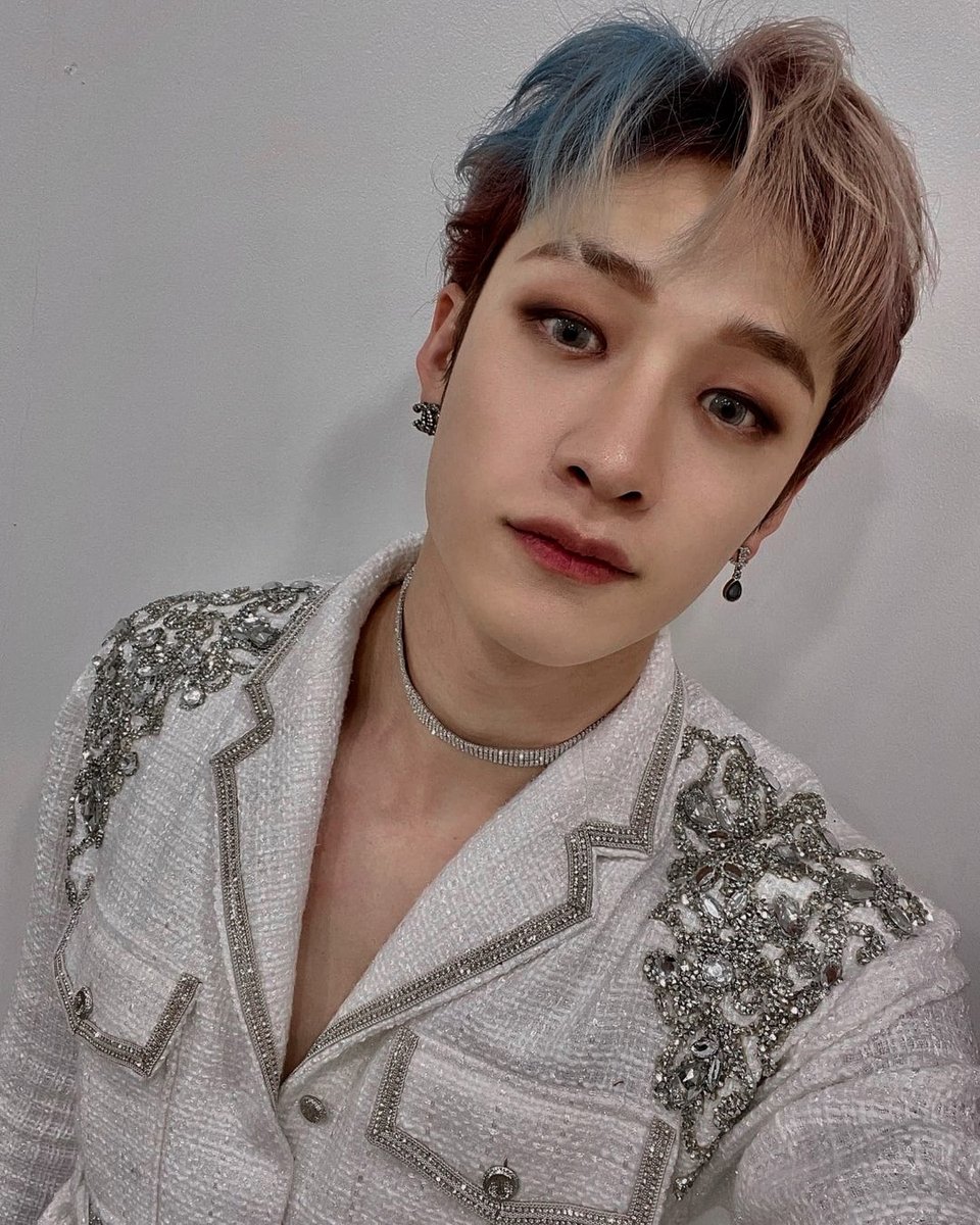 iH4NJ1SEO's tweet photo. - Happy Birthday Bangchan ♡

               💌-Beth- https://t.co/uEwFC40mFD