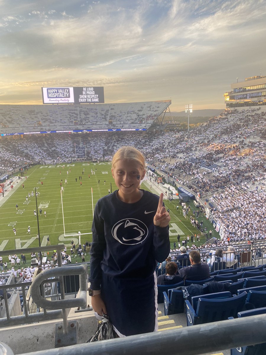 jen_psu's tweet photo. #psupride https://t.co/XdToBYF986