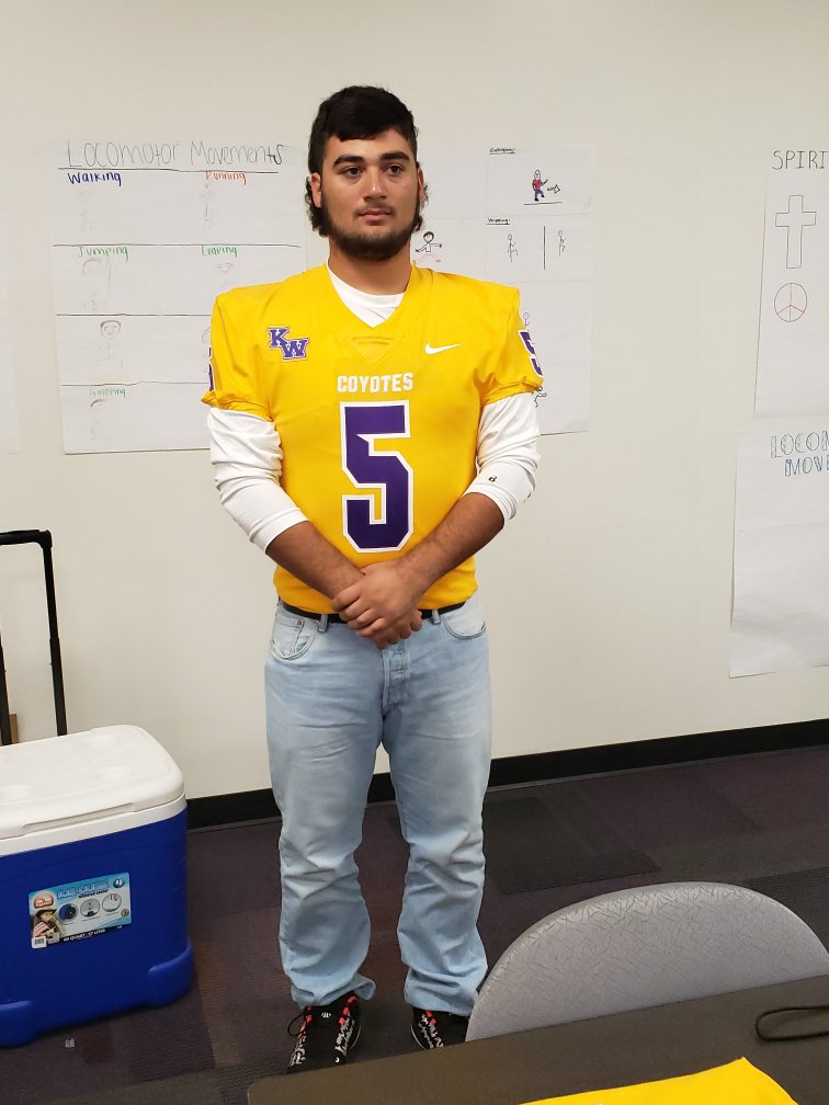 bigdog1648's tweet photo. I really enjoyed my visit at KWU. It was entertaining to watch the coyotes play. Thank you for have me there @FamKWU. https://t.co/9qr5BX0rfd
