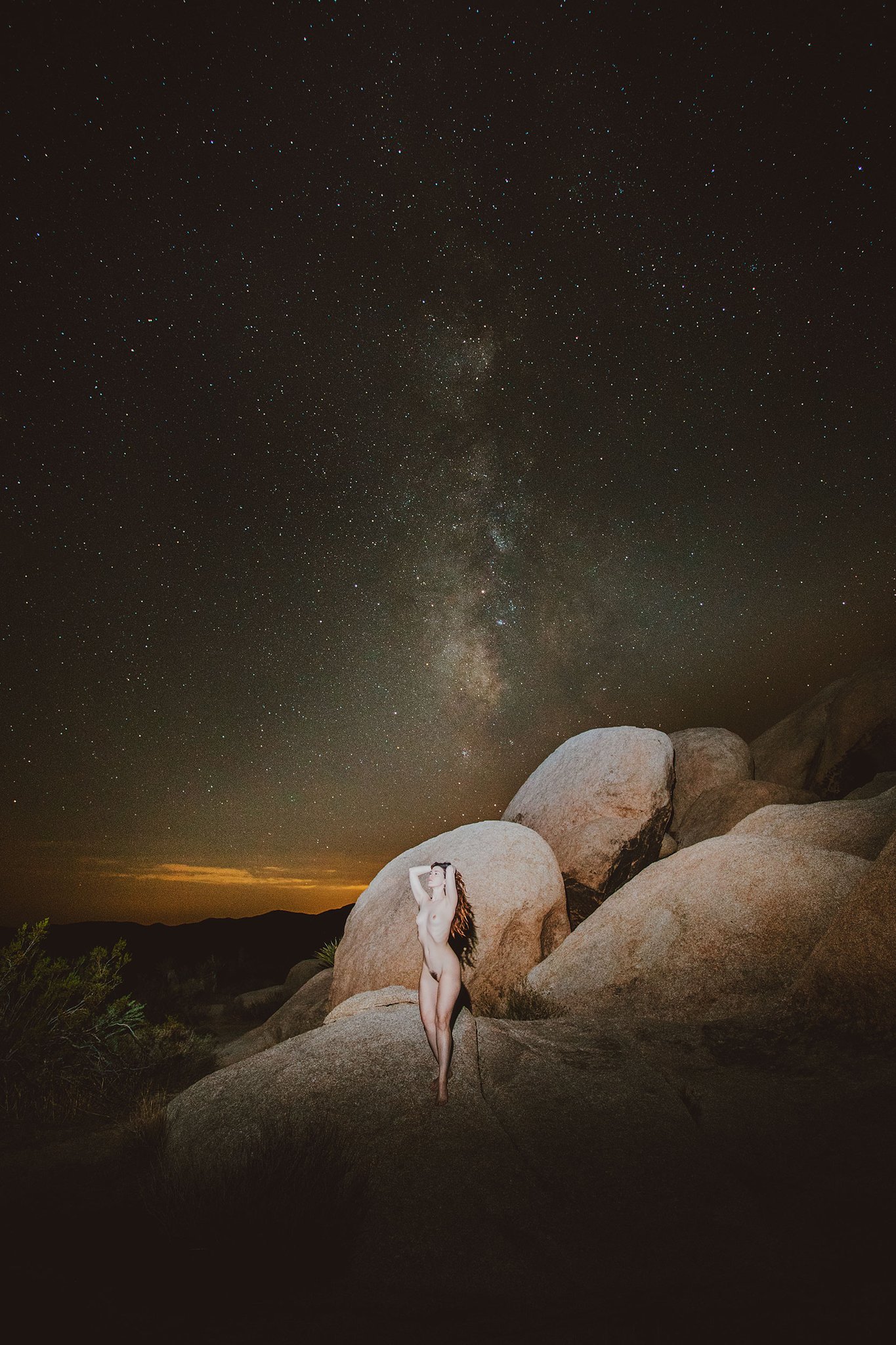 Hello space cowboy, I'm just waiting for you under the Milky Way! ✨✨ https://t.co/XKYTRXp3aw
