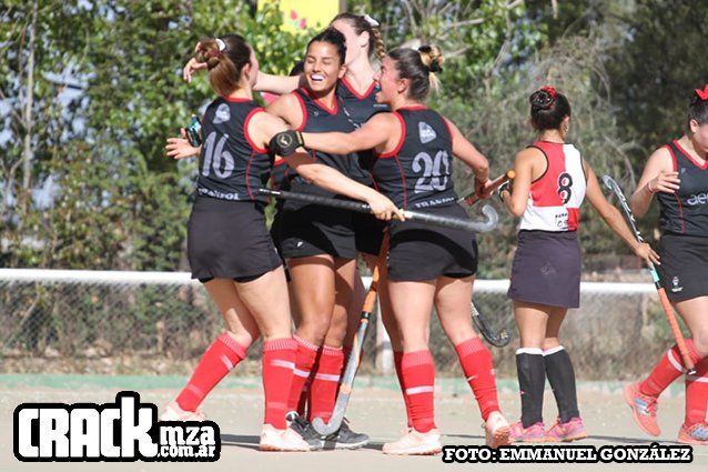 #hockeycesped <a href="/PeumayenRC/">Peumayen RC</a> logró un importantísimo triunfo ante <a href="/SANJORGE214/">SAN JORGE RUGBY CLUB</a> Toda la info de la 2da fecha en esta nota bit.ly/3B4PRIx