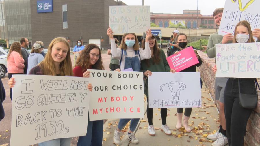 keloland's tweet photo. More than 600 protests took place across the country today against the Texas abortion law... Including one in Sioux Falls. We take you to the march and talk with participants about what today means to them, coming up on #KELONews. https://t.co/8qvxaYAAJY
