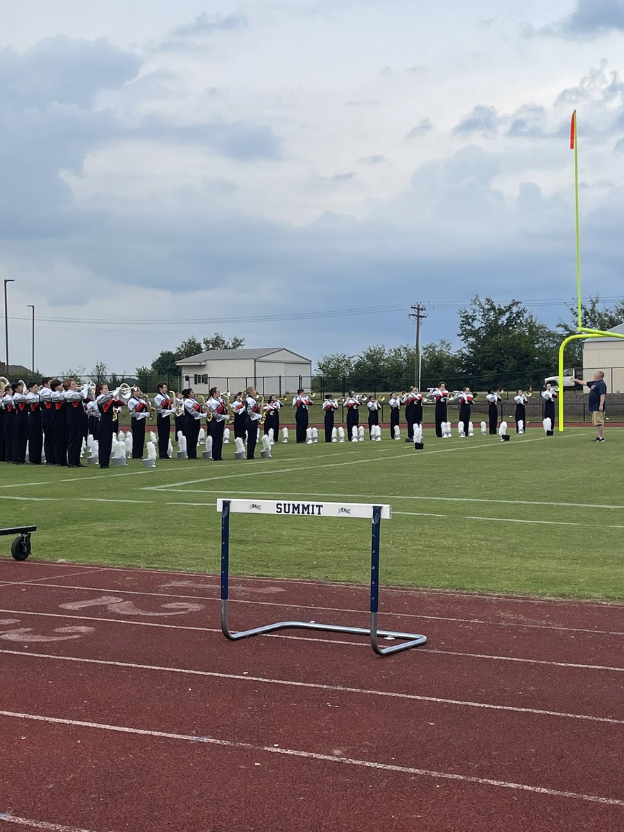 wcsSHS's tweet photo. @wcsSHSband community performance! @SummitPTSO @WCSedu https://t.co/jOjcbnelXC