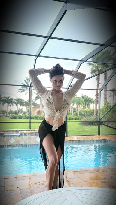 Thinking about going live nude tonight on my fan site...what do you think? https://t.co/q61dc6p5Zy<a href="/tag/bts"class="tags"><span>#bts</span></a><a href="/tag/bootylicious"class="tags"><span>#bootylicious</span></a><a href="/tag/camgirl"class="tags"><span>#camgirl</span></a><a href="/tag/adultwork"class="tags"><span>#adultwork</span></a><a href="/tag/collegegirl"class="tags"><span>#collegegirl</span></a>