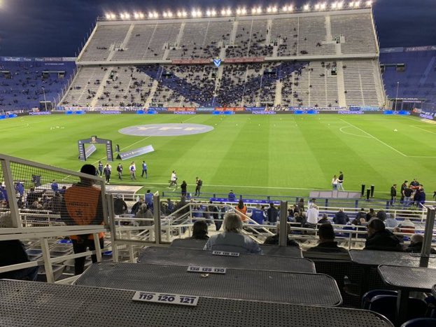 cachinter_'s tweet photo. No era con el %50 de aforo que se podía ir a la cancha? que vayan todos los hinchas en Velez me parece una falta de respeto a los demás clubs https://t.co/2BYo9ZCUmj