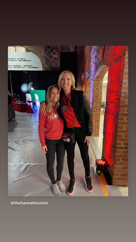 Not everyday you meet an OLYMPIAN <a href="/JordanLarson10/">Jordan Larson</a> #GBR #USA <a href="/Huskers/">Nebraska Huskers</a>