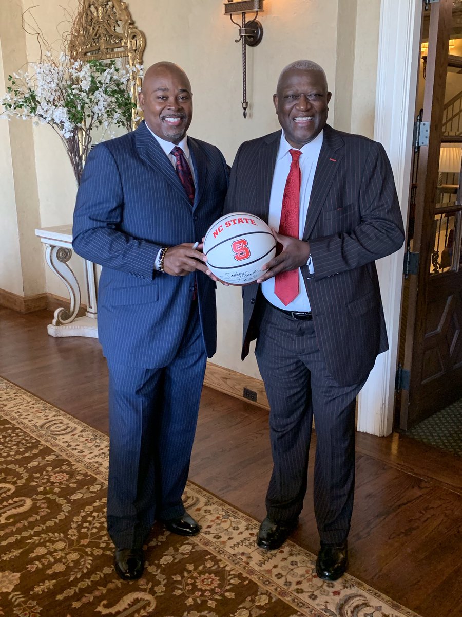 DWhittNCstate's tweet photo. Washington DC hall of fame! Mc state in the house https://t.co/MbvrSfLdhg