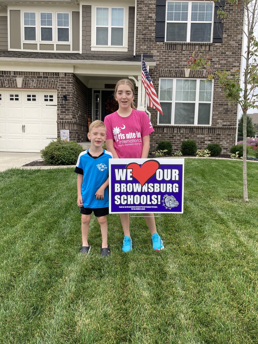 We love our teachers and school staff so much! #BulldogProud