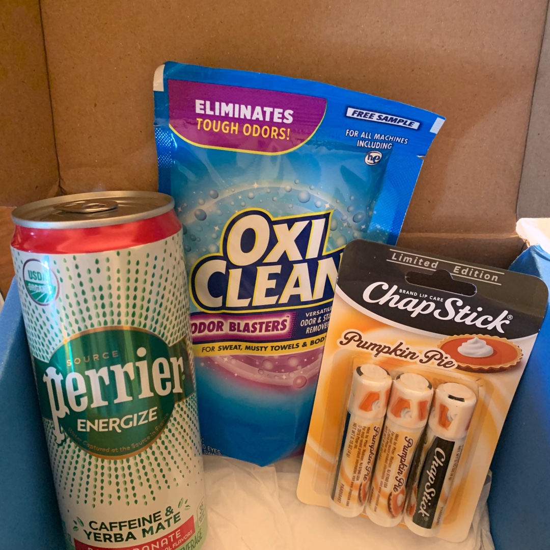 samiam260's tweet photo. #fallhaulvoxbox. Love it MyOxiClean #TeamOdorBlaster #complimentary @oxicleanofficial @Influenster

#ChapStickObsessed #complimentary @chapstick @Influenster

#PerrierEnergize #complimentary @perrier @Influenster https://t.co/CWtQYKPH0j