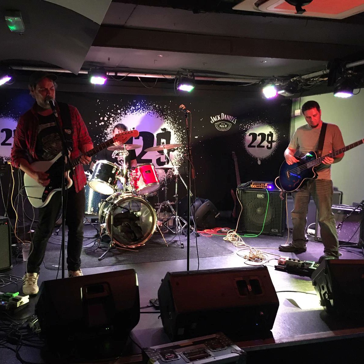 PINFINGER2's tweet photo. Much fun was had thanks to everyone who came down tonight and @Deadoralive for a stacked lineup https://t.co/1v5wtQXHjI