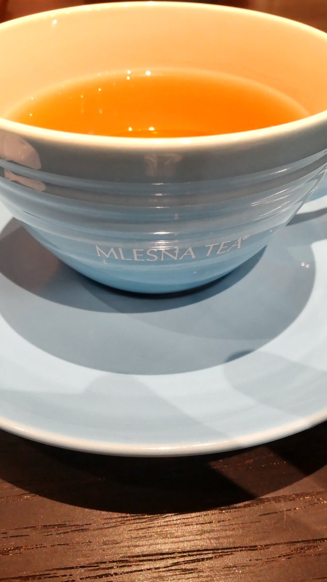 大名古屋ビルのアンノンティーハウスさん。
ようやく来れました。
ティーフリーはやっぱりありがたいですね。