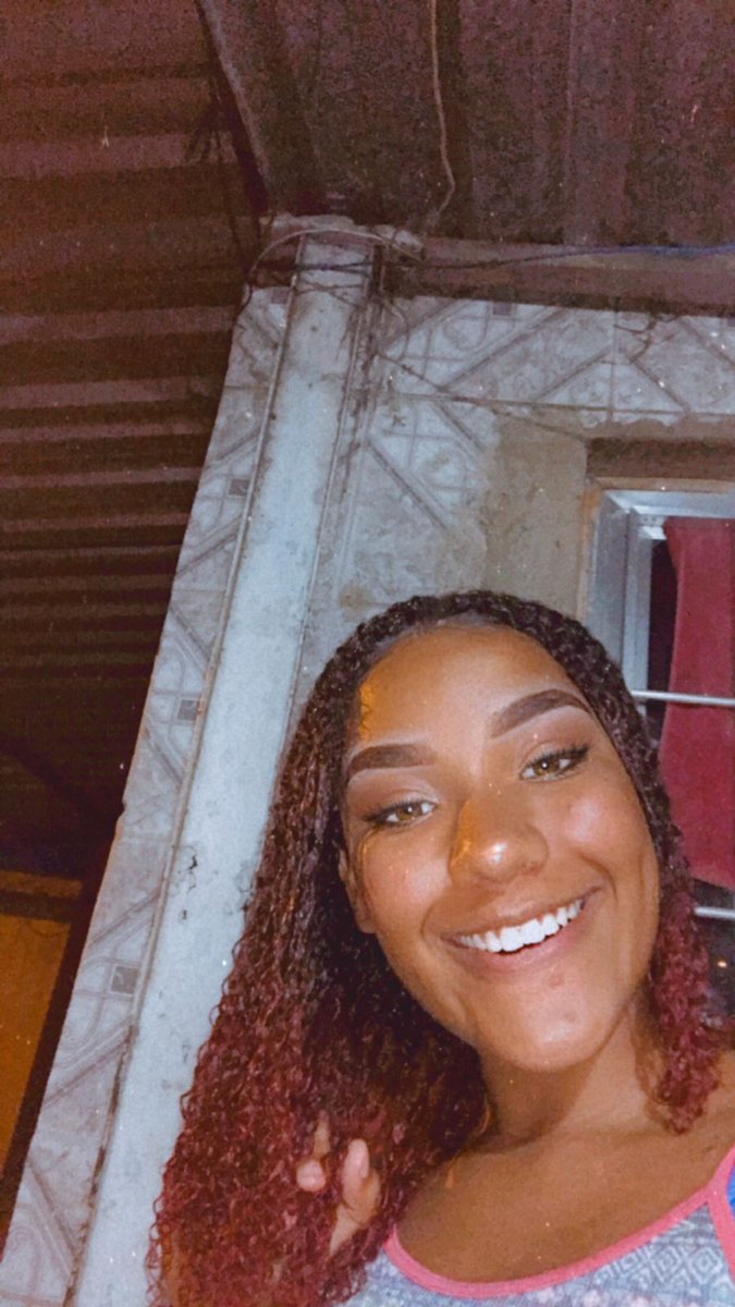 Ttdabebeta's tweet photo. Eu me tornei meu próprio motivo para continuar 🦋 https://t.co/YfhEdXKgsx