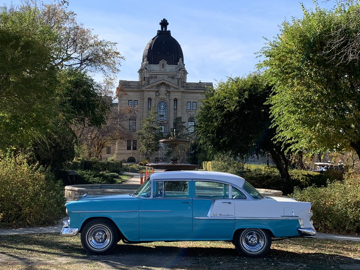 Maddog57CM's tweet photo. Went for a cruise with the Chev and popped by the Sask legislature and took a few pics. Itโs a very photogenic set of wheels ๐๐ป๐ฌ๐ #55Chev #YQR #cruising https://t.co/lPZ8gQOoh9