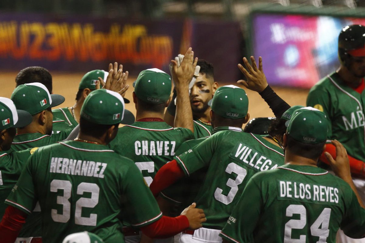 Jocelinflores's tweet photo. SUBCAMPEÓN MUNDIAL ⚾️🇲🇽⚾️
La Selección Mexicana de Beisbol Sub 23 se cuelga la medalla de plata en el Mundial de la especialidad tras caer 4-0 ante Venezuela
🥇🇻🇪
🥈🇲🇽
🥉🇨🇴
#BaseballWorldCup U23
📸Comité Organizador
@record_mexico https://t.co/JLKb6SUETu