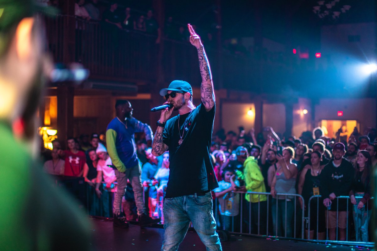 IAmMikeSquires's tweet photo. @ChrisWebby in Hermon, ME last night https://t.co/fTLFNuDWyr