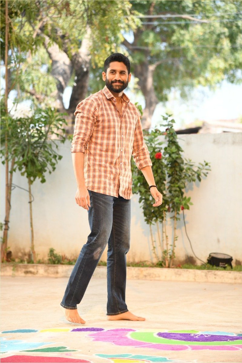 iamkrzzy__45's tweet photo. Character paramga Chay ento Sam ento TFI mothaniki telusu ... Dani meedha sympathy chupisthe chupinchukondi kani Malla Evadaina Sare @chay_akkineni character ni de grade chesthe Gudha paguludhi evadiki ayina sare ... True Bangaram ra Chay❤️ https://t.co/XMCLSj7Twe