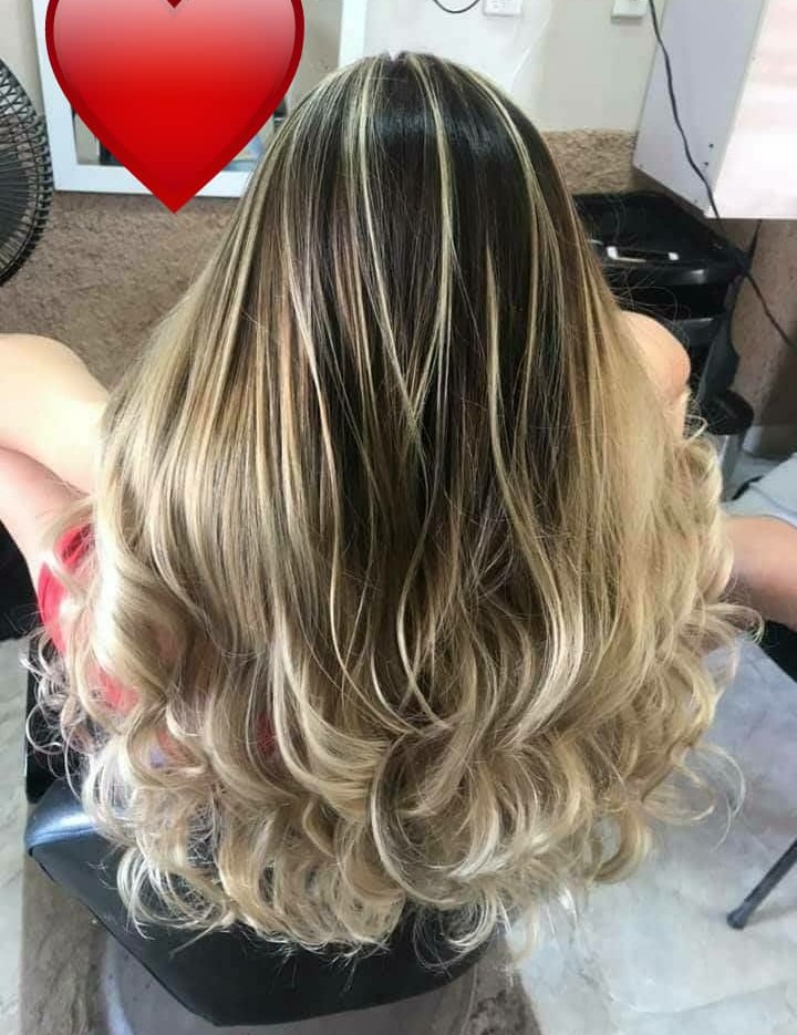 DayaniOrtega04's tweet photo. En ondas //// o lacio? Digan ahí 👇🏻
#mipelo 😍 https://t.co/RdfXYd15ce