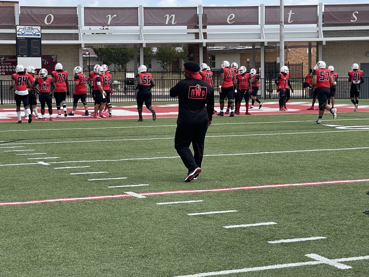 #ValleyBoys getting ready