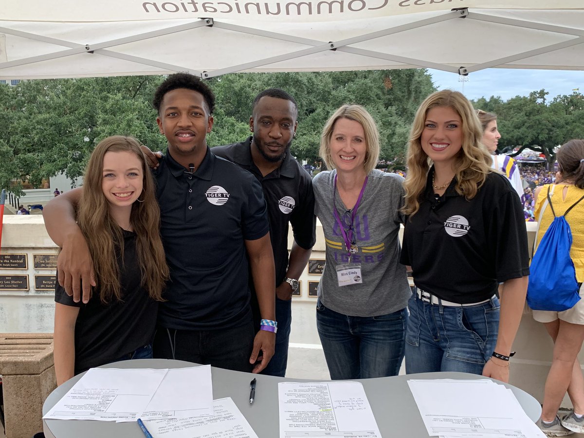 I’m sorry but did you pull off a live-remote sportscast in the rain today?  <a href="/lsutigertv/">LSU Tiger TV</a> student journalists did!! 😀❤️🔥