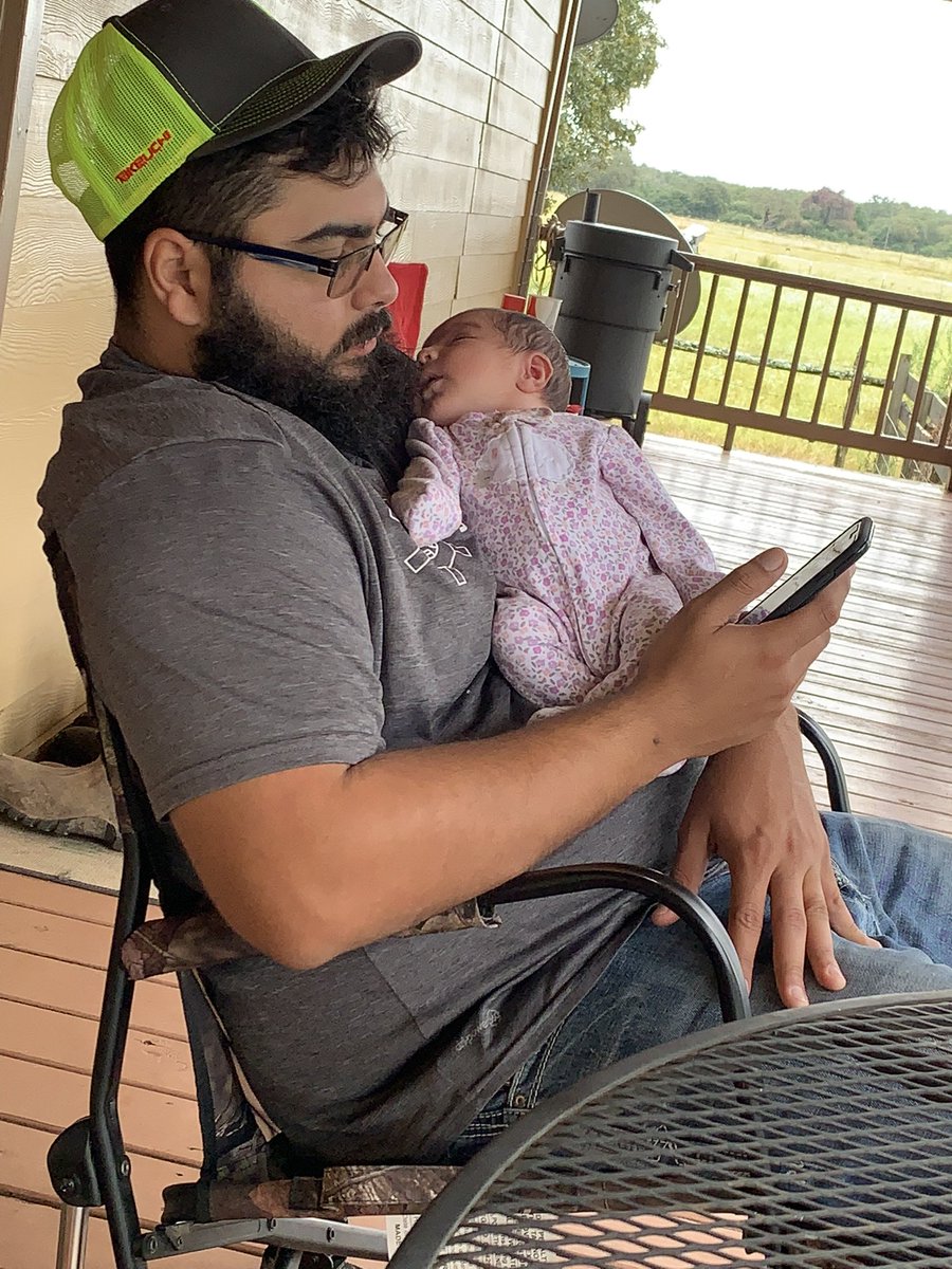 RachelRenaeee's tweet photo. For those who don’t know, I had a baby. And she is THE best thing ever. Renae Lynn Cantu, you are so loved 💗 https://t.co/x8At3pf7rS