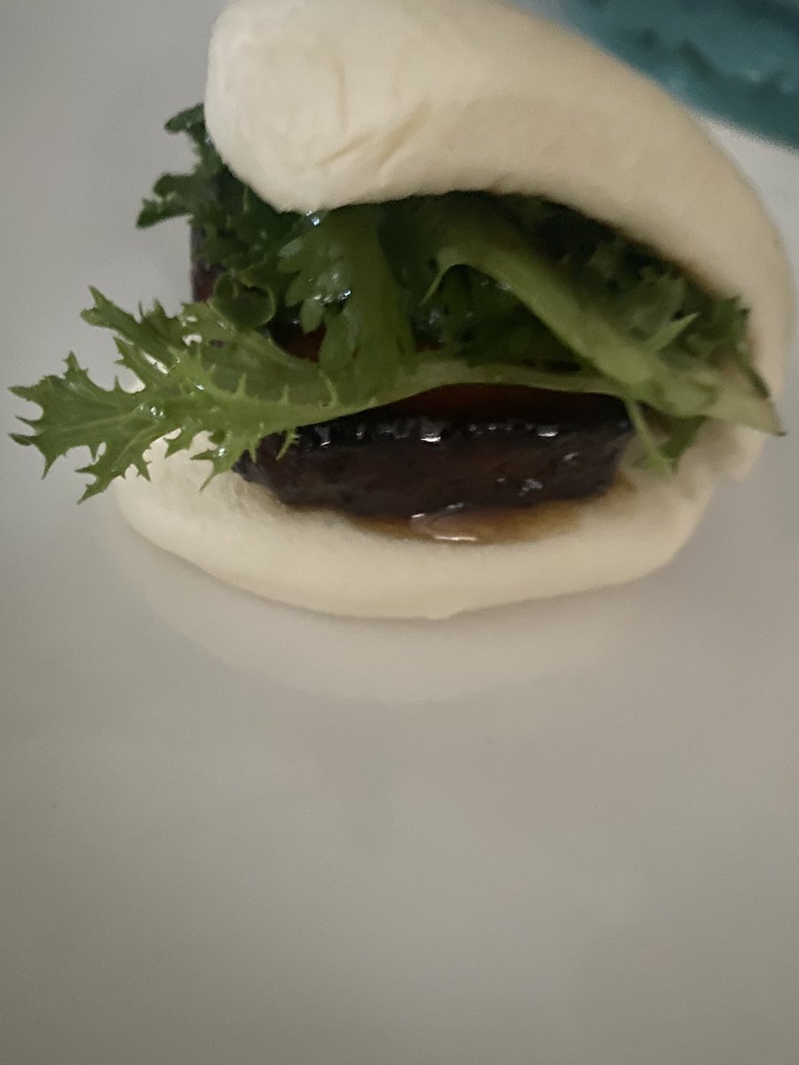 ChefBWycoff's tweet image. Made some braised pork belly bao buns with a hoisin/sambal bbq sauce. #cookfast
