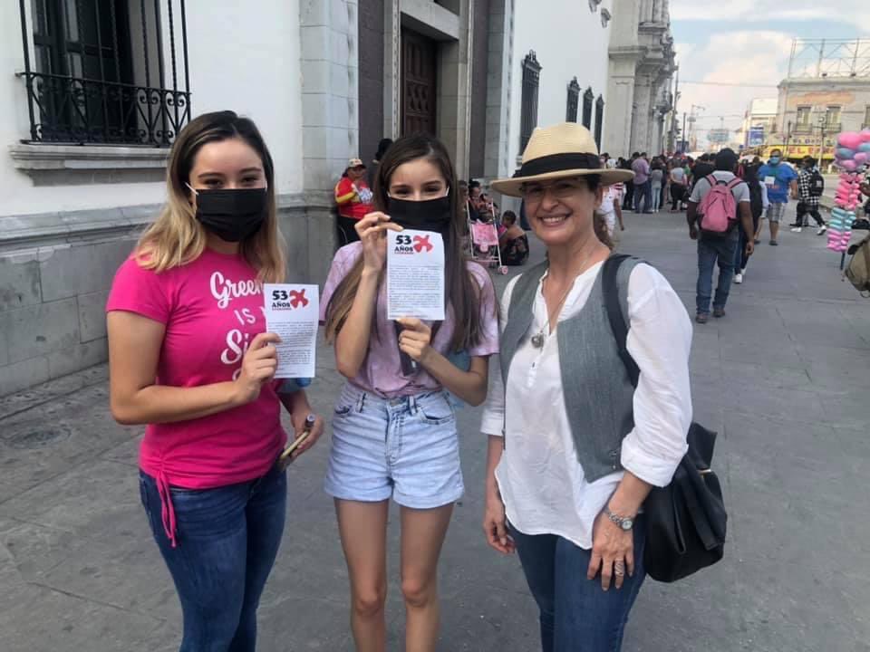 RamiroGonzNL's tweet photo. ¡El #2DeOctubre no se olvida!

Hoy nos tocó actividad, en memoria de esos estudiantes valientes que fueron masacrados por el estado mexicano hace 53 años. 🇲🇽

¡La Lucha Sigue! para seguir combatiendo la injusticia y pobreza que tanto a dañado a nuestro pueblo. https://t.co/j8kSYgIoO7