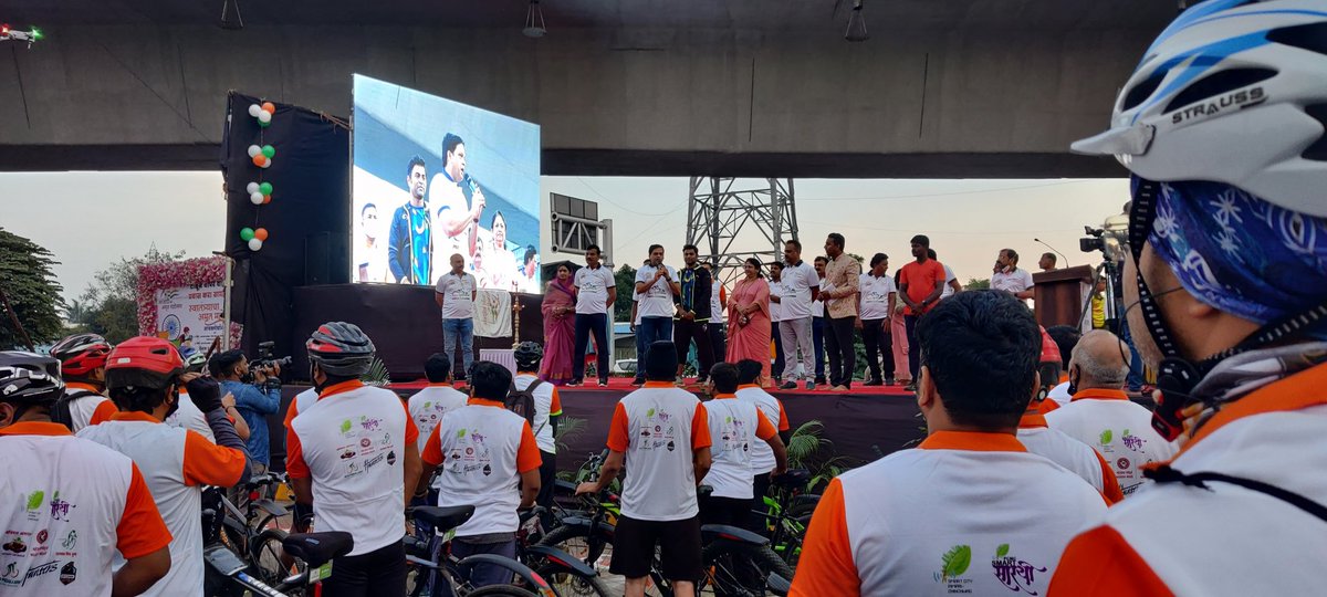akshaykhapane's tweet photo. #AzadiKaAmritMahotsav #cyclothon
"स्वातंत्र्याचा अमृत महोत्सव सायक्लोथॉन"

Thank you @AmritMahotsav @SmartCities_HUA @rajeshpatilias @MaiDhore @MoHUA_India https://t.co/39vJFuikv7