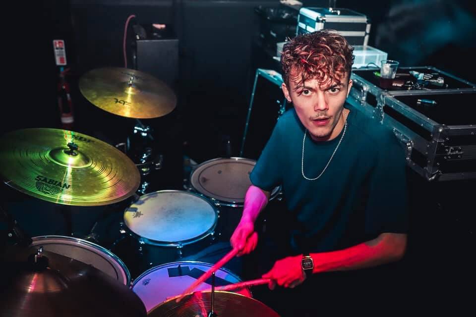 Ffi.l_the_noise 📸 tweet media