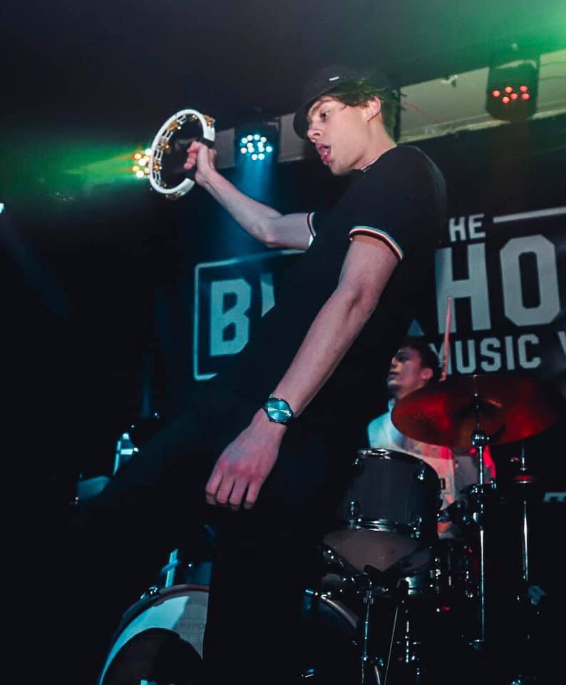 Ffi.l_the_noise 📸 tweet media