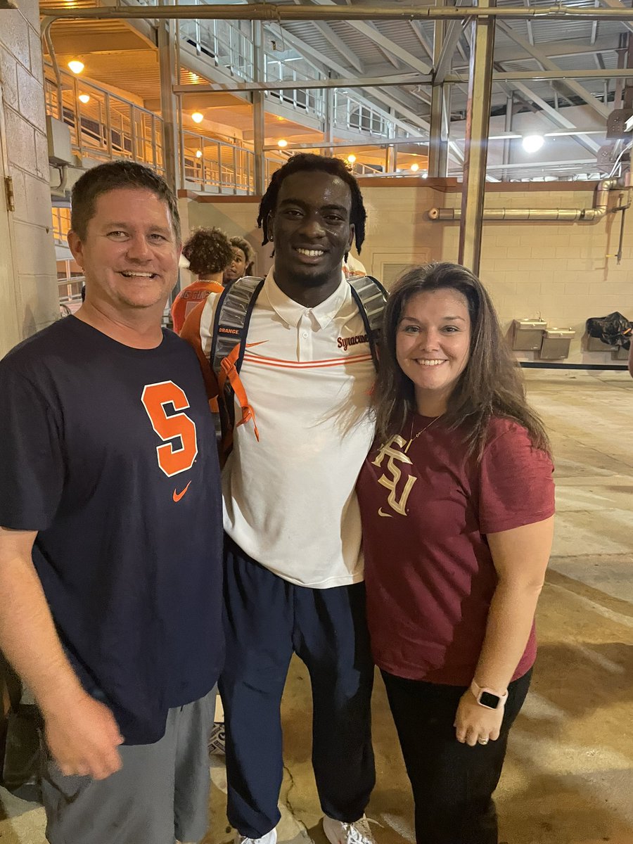 S_Seidel11's tweet photo. #SU
#FS
#allourkids @FBCoachSeidel @GeorgeW21773544  @JoshBurr9_  @garrettismynam3 https://t.co/mUuKceEkJG