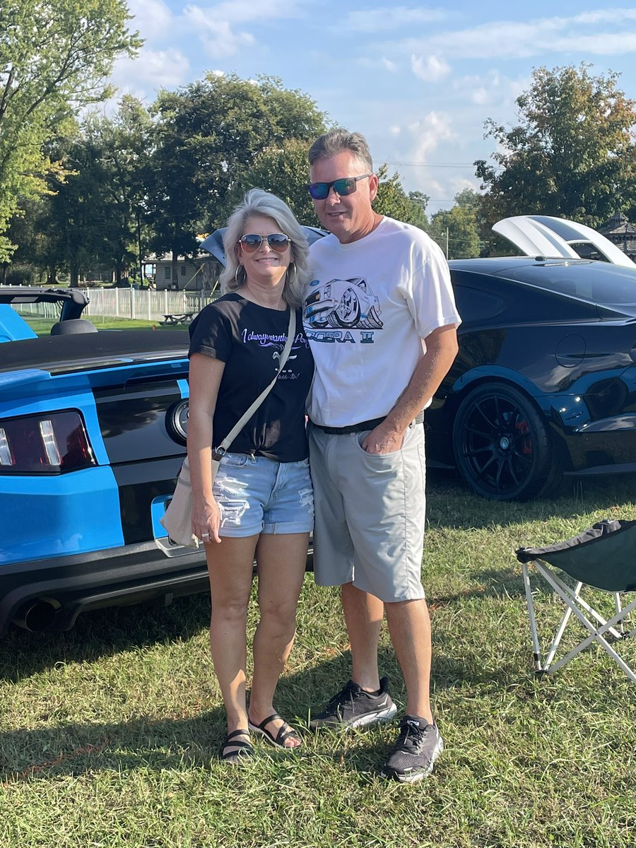 SSalings's tweet photo. Spent some time with the hubs and my girl checking out some cars and racing at Holley’s Ford Fest this weekend. And I think I’ve been officially branded a Redneck! 😂🤣 @michaelacarnes 
#HolleyFordFest #FordFest2021 https://t.co/6vLMrnECid