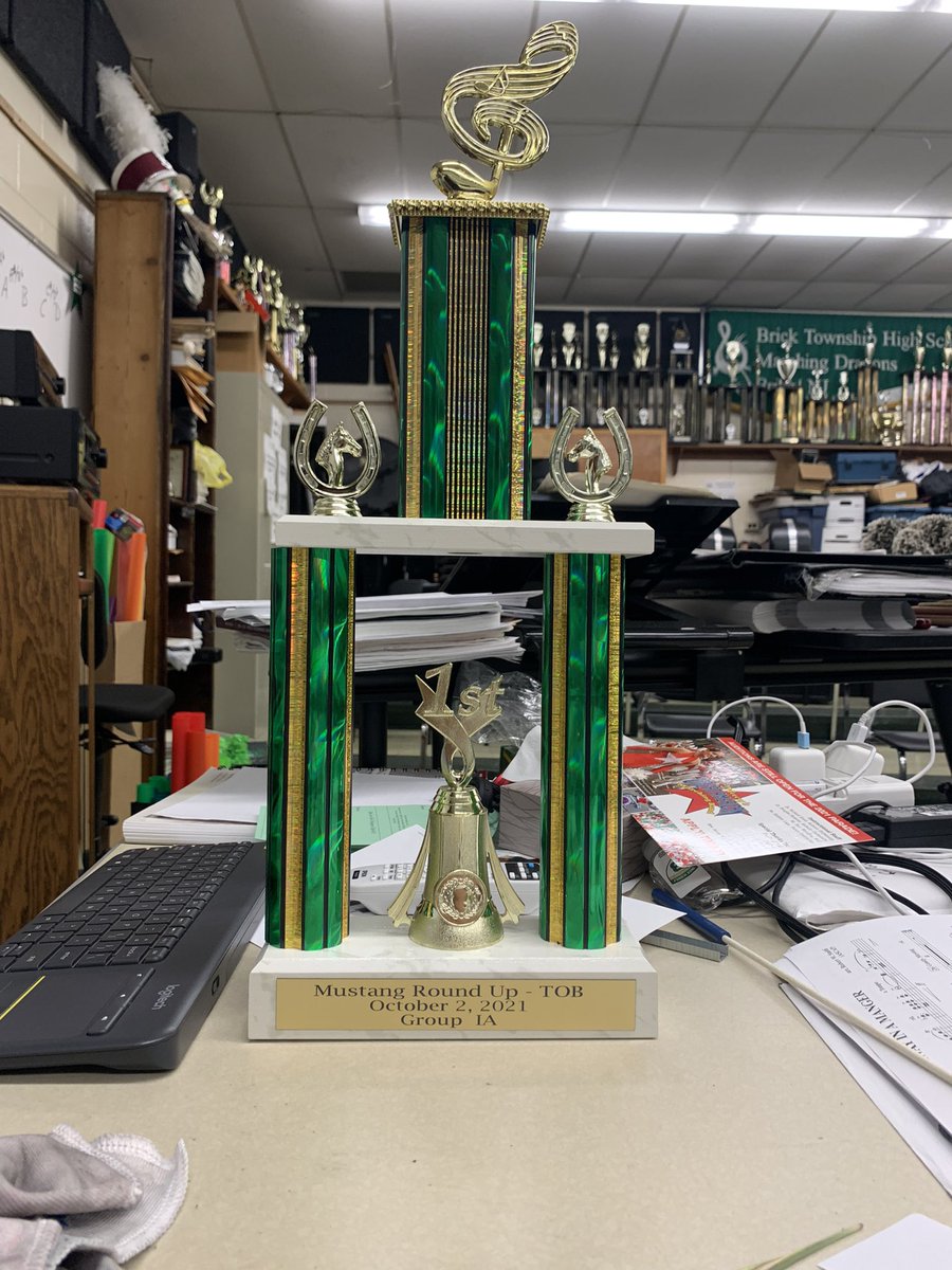 BTHS_Band's tweet image. We got FIRST PLACE again tonight with a score of 81. Winning best Visual, Music, and Color guard! 2-0!!