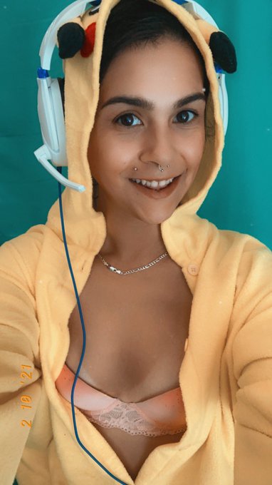 Cars, Bitties, and pikachu tiddies 😘🤪🤪 https://t.co/KqraKqdKoA #gtastream #StreamingNow https://t.co<a href="/tag/streamingnow"class="tags"><span>#streamingnow</span></a><a href="/tag/gtastream"class="tags"><span>#gtastream</span></a>