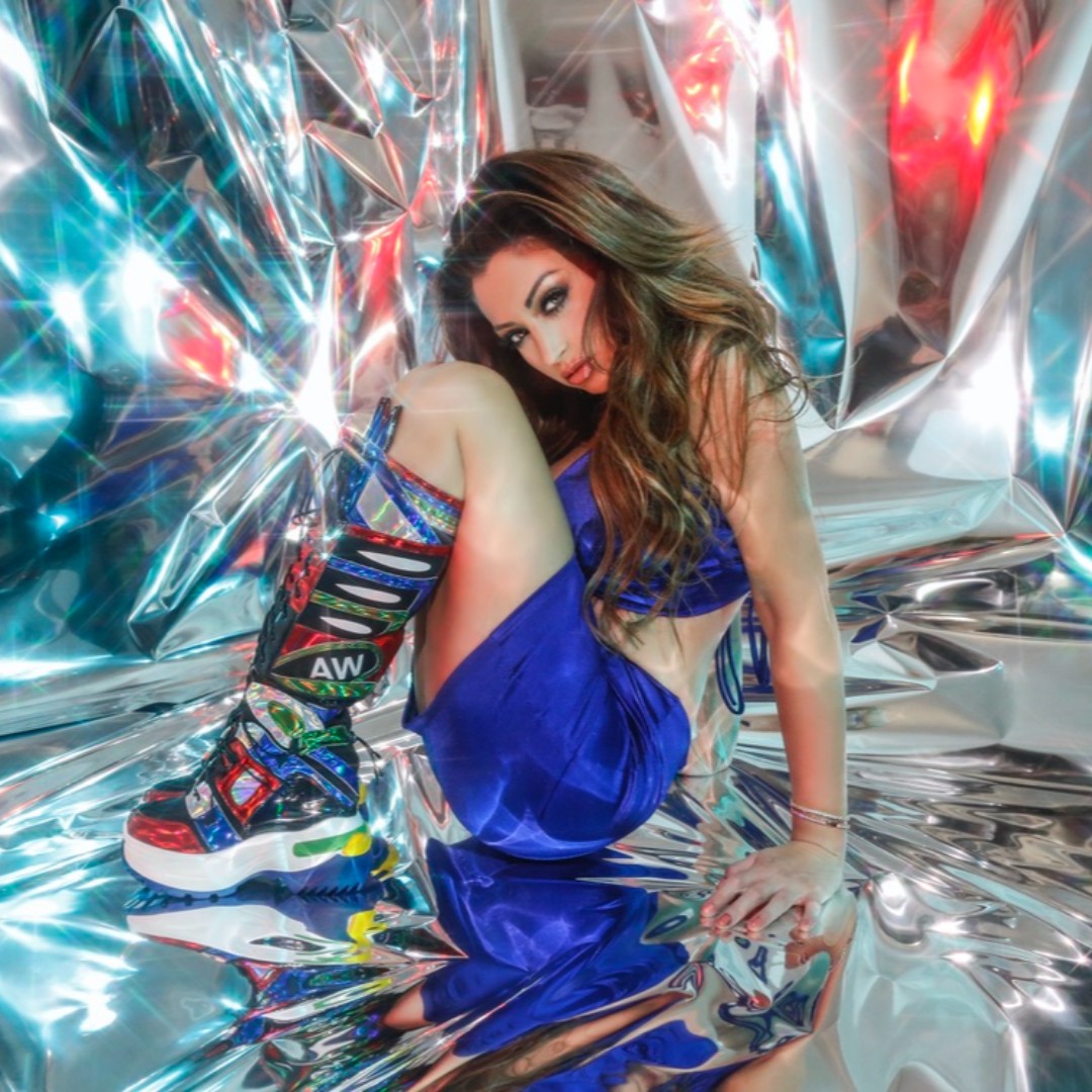 THE main character 😍

TiltedSole.com