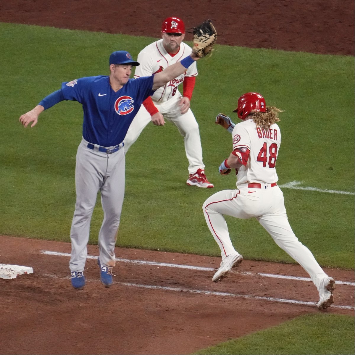 Cardinals's tweet image. Life in the Midwest:

Saying "Ope!" and sneaking right in there.