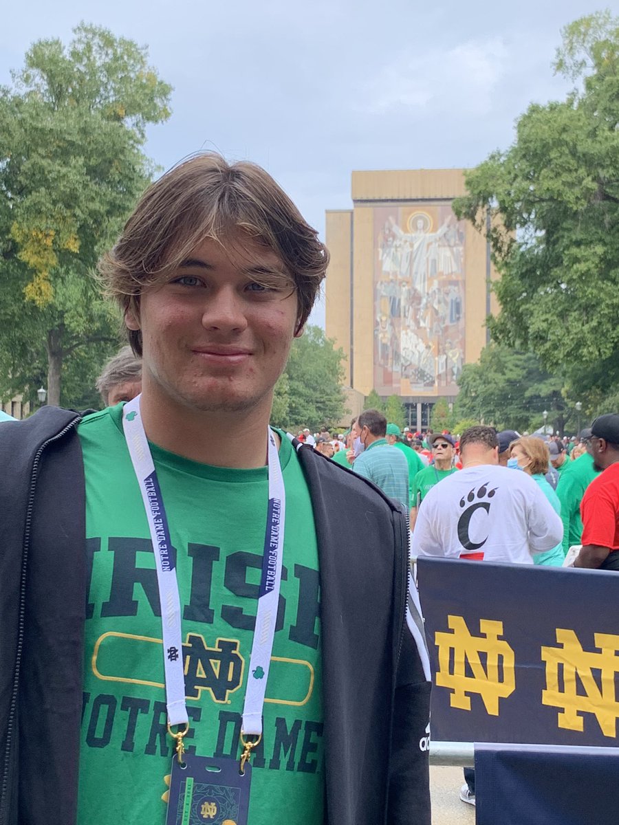 AidanSteinfeldt's tweet photo. Had a great game day visit @NDFootball. Thanks so much for having me @aarynkearney @CoachJ_Mc @CoachBrianKelly #GoIrish https://t.co/RCtLAWCK77