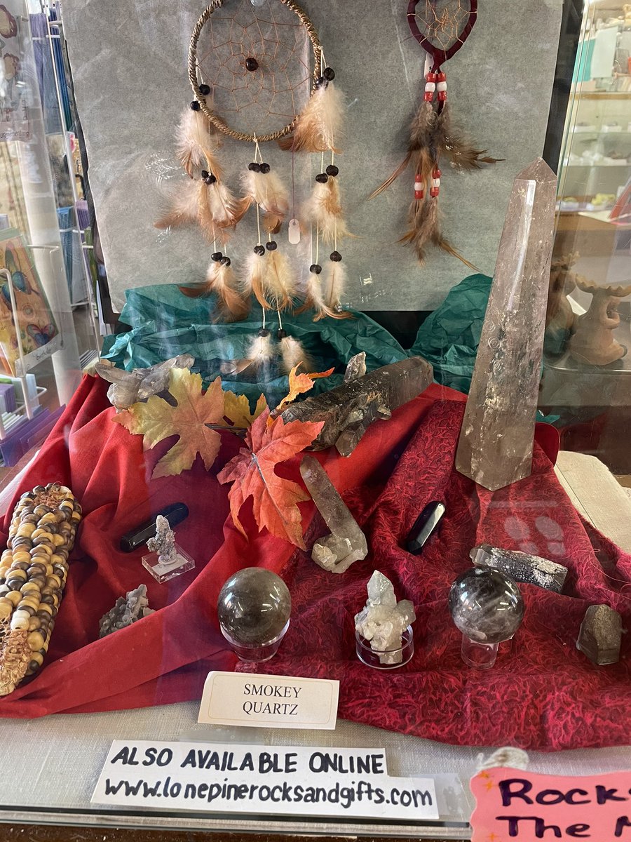 LonePineRocks's tweet photo. Our girls are so talented putting together these beautiful displays!  Come see these amazing pieces of Smoky Quartz for yourself!!  #lprg #lonepinerocks #lonepinerocksandgifts #lonepinerockshop #quartz #smokeyquartz #smokeyquartzcrystal https://t.co/IoR6CE2hwc