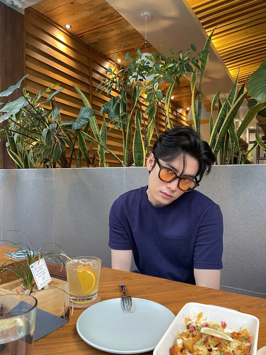 kaloytingcungco's tweet photo. pretending I’m at a Sunday brunch, sipping my favorite breakfast cocktail ☀️🍸 

*more photos on my Instagram https://t.co/mfKlKkjTQL