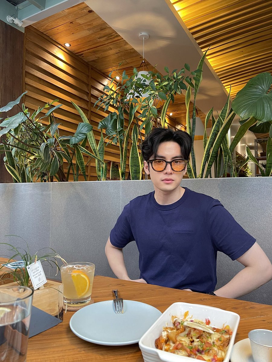 kaloytingcungco's tweet photo. pretending I’m at a Sunday brunch, sipping my favorite breakfast cocktail ☀️🍸 

*more photos on my Instagram https://t.co/mfKlKkjTQL
