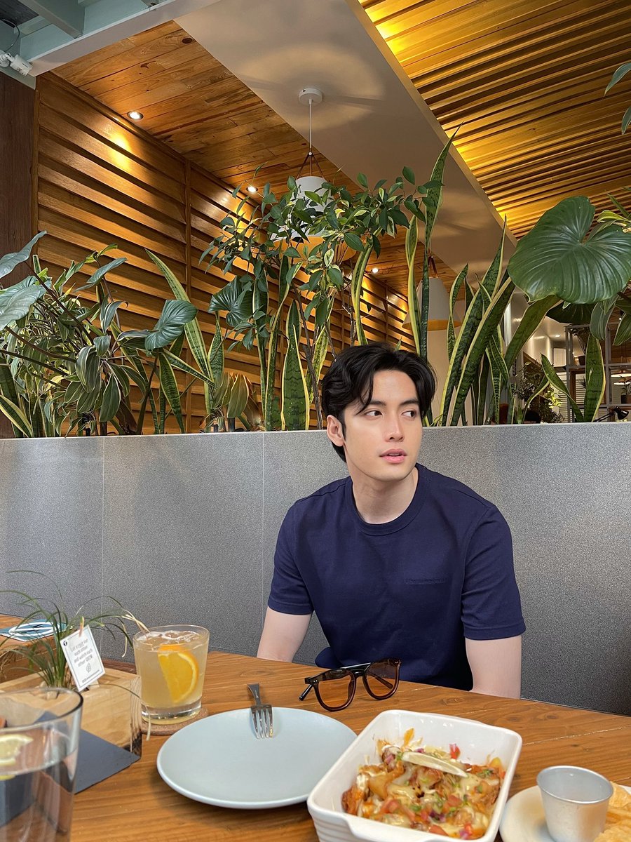 kaloytingcungco's tweet photo. pretending I’m at a Sunday brunch, sipping my favorite breakfast cocktail ☀️🍸 

*more photos on my Instagram https://t.co/mfKlKkjTQL